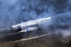妊娠中の喫煙が胎児に害を与えるメカニズム解明　「電子タバコにも同様のリスク」と研究者