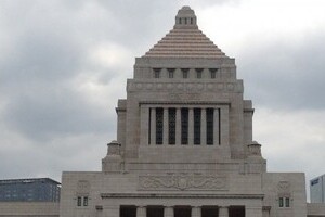 高橋洋一の霞ヶ関ウォッチ解散風のウラに消費増税めぐる攻防？　改憲や「民進の体たらく」も相まって...