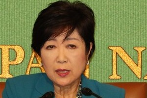 小池都知事がテレビで「半分キレた」　その質問とは...