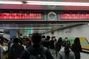 電車が止まった！そのとき腹痛が　肝心な時に繰り返し襲ってくる痛み