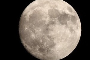 8年ぶり10月に「中秋の名月」　標高270メートル、ヒルズの野外展望台で「観月会」