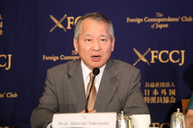 記者会見する武貞秀士・拓殖大大学院特任教授