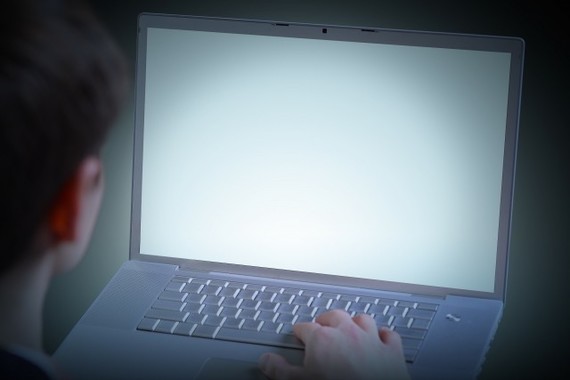 ネット「デマ」がもたらした風評被害（画像はイメージ）