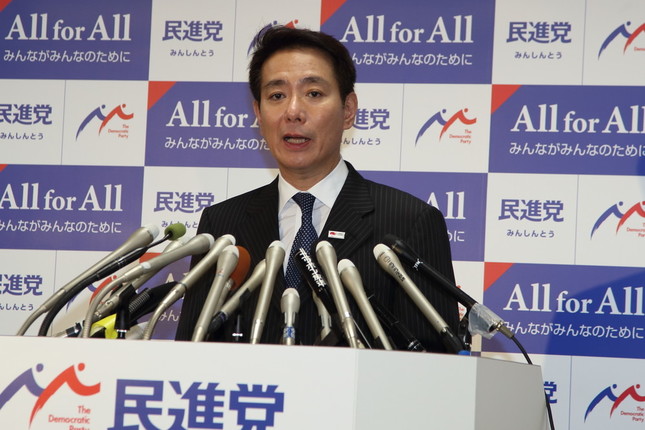 開票日には前原誠司代表の進退も問われそうだ
