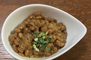 よど号犯「納豆食べ過ぎ」で入院　「ガスたまって腹痛」本当に起きるのか