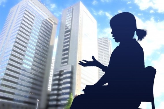 学生の内定率は高いが、企業は人手不足にあえぐ（画像はイメージ）
