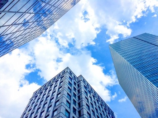 株主総会は紛糾しなかったが、株主の注目は東証上場の維持ができるかにあるようだ
