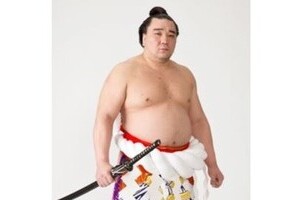 日馬富士に早くも「RIZIN」からラブコール？　ネット「リモコンもって登場を」