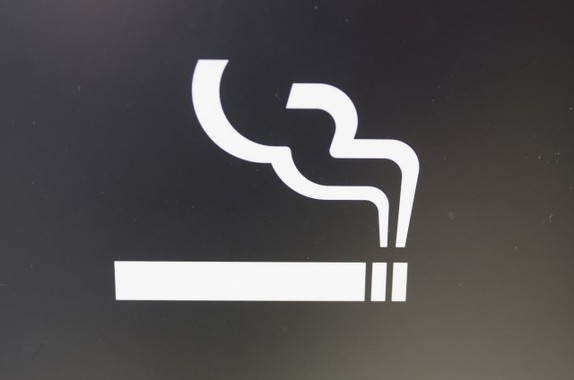 動物園の喫煙所にトンデモ貼り紙（画像はイメージ）