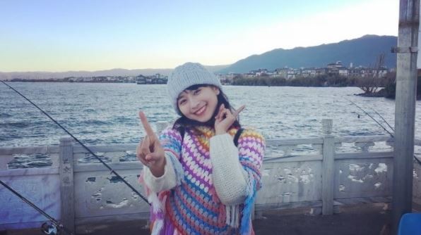 恋ダンスを披露する龙梦柔さん（龙梦柔さんのインスタグラムより）