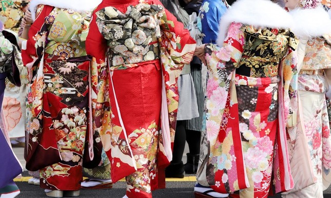 振り袖の着付けをめぐって議論に（写真はイメージです）
