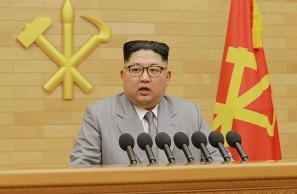 金正恩委員長は2月8日に軍事パレードを決行するのか（写真は労働新聞から）
