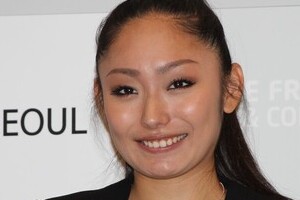 安藤美姫、チャン・グンソクと顔寄せ2ショット　「ちかーーーーーい！！！」と注意喚起の声も