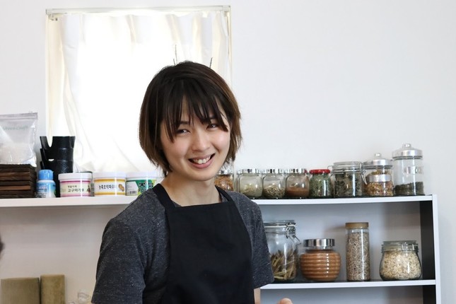 「かわいすぎる」と話題のファン・インソンさん（画像はNiki’s Kitchen提供）