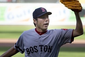 巨人・上原入団の裏で「事故」　広報「誤って掲載してしまいました」