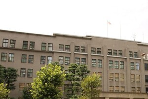 総理の責任、麻生辞任、財務省解体...「森友」書き換え問題、有名コメンテーターたちの見方は