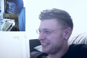 あのキーボードクラッシャーは今...　マッチョなイケメンラッパーになっていた！？