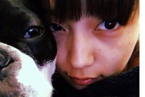 川口春奈の母親が「メチャ美人」　20歳当時の姿に反響...娘にも「似てる」？