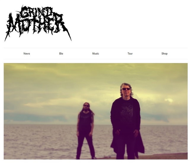 「THE GRINDMOTHER」の2人（写真はバンドのホームページから）