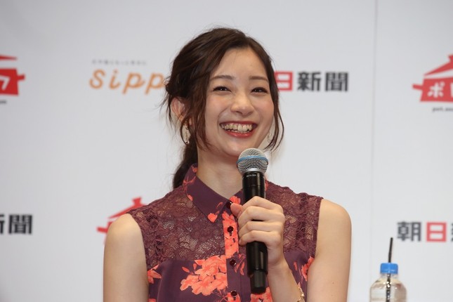 足立梨花さん。ツイッターをめぐる「事件」を振り返った