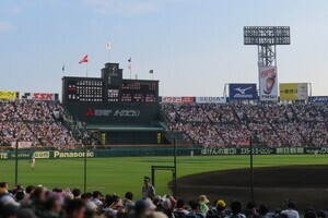 夏の甲子園で「誤審」指摘が相次ぐ　「雰囲気に流されて...」と不満も