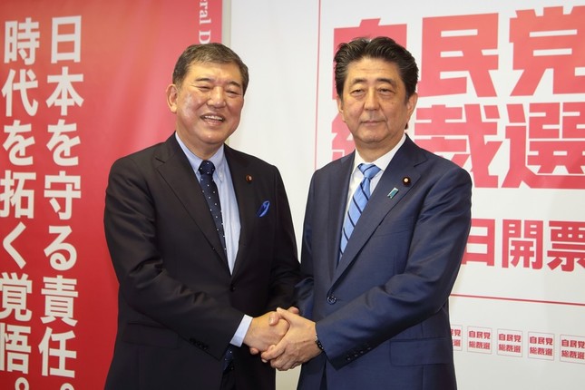 自民党総裁選は安倍晋三首相（党総裁）と石破茂元幹事長の一騎打ちだ