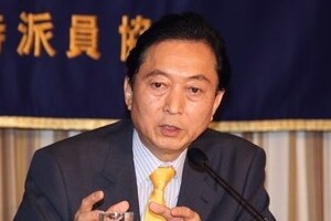 鳩山元首相、副知事要請あれば「行くだろうね」　沖縄知事選で台風の目に?
