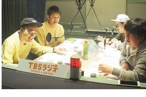 バナナマン日村に「ハニートラップ」予言　「淫行疑惑」半年以上前にラジオで・・・