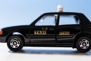 タクシーの定額運賃、広がるか　「変動迎車料金」含め実証実験