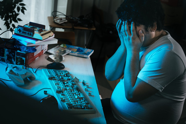 世界中でショックの声が（イメージ）