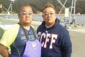 サンド伊達、「激似」男性と対面でネット騒然　「クローン」「どっちが伊達かわからない」