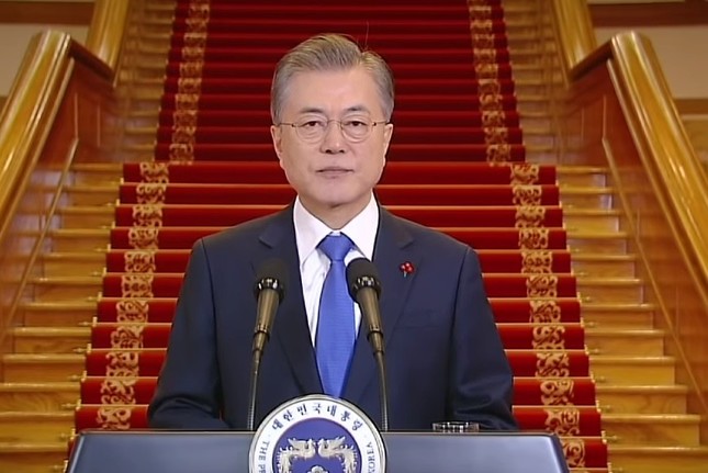 文在寅（ムン・ジェイン）大統領は日本側に「自制」求めるが…（写真は韓国大統領府の動画から