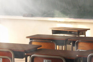 「炎上させようぜ」　都立高「教師パンチ動画」殴打直前の会話