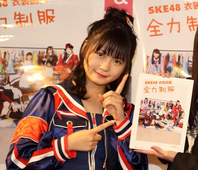 書籍「SKE48衣装図鑑 全力制服」（宝島社）PRイベントに出席したSKE48の小畑優奈さん。J-CASTニュースのインタビューにも応じた（2018年10月撮影）