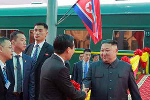 「飛行機も買えないくらい貧乏なのか」　中国ネット民、正恩氏特別列車に「恨み節」