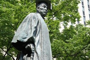 大隈重信はなぜ「お札」になれないのか　幻に終わった「10万円紙幣」