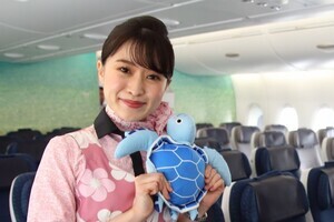 520人乗りでも居住性は高い！　「空飛ぶウミガメ」エアバスA380、その全貌は...？