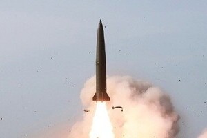 「繊弱な神経が心配」→翌日に短距離ミサイル　韓国政府、北朝鮮にコケにされる