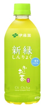 ペットボトルの背を低く抑えた470mlの「お～いお茶 新緑」（伊藤園）（画像は商品リリースから）