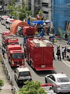 川崎殺傷事件をうけ、論争が起きている（発生現場写真。いーれヴぉ＠e_revo01さん提供）