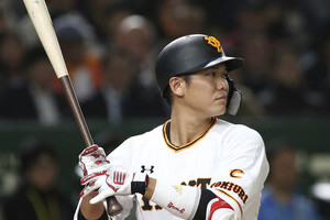 巨人・坂本、史上初「2番で三冠王」も視野　球界の変革者となるか