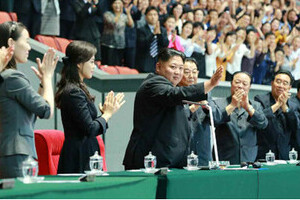 金与正氏「謹慎報道」とは結局何だったのか　健在確認、しかも「昇進」説まで