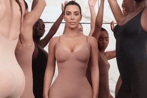 下着に「KIMONO」命名→抗議署名2万超　でも着物普及団体は「心配していません」