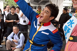 アムロコスプレの玉木代表、ガンダムファンにお詫び　「ギレンザビ演説をすべきだったと反省してます」