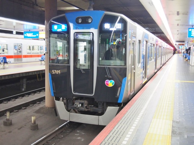 阪神電気鉄道の梅田駅も「大阪梅田駅」に改称される。