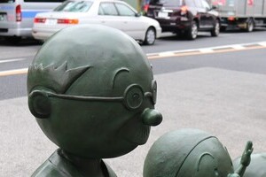 「波平さんの毛」またも銅像から抜かれる　桜新町の商店街「必ず生えてきますから！」