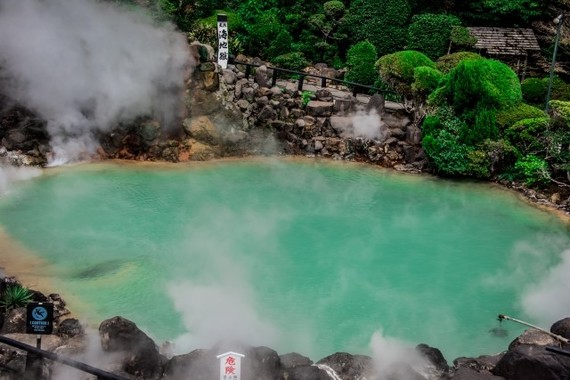 地方の観光地は大打撃か……（写真は、大分・別府温泉）