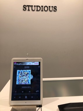 STDUDIOUSに設置されたタブレット／武田（＠nqrv6）さん提供