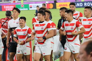 リーチ マイケル主将「床を拭いてくれたり、スポンジで吸い取ってくれたり...」　予選突破の陰に関係者・ファンの力