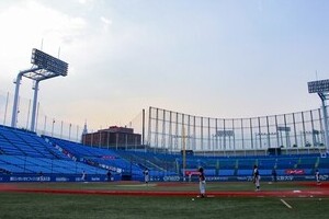 監督の去就、発表いつがベスト？　遅れると「なんか落ち着かない」選手も